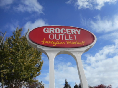 Pole Sign - Grocery Outlet
