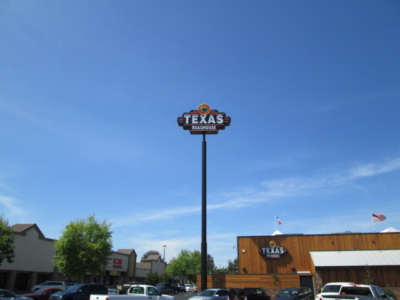 Pole Sign Texas Roadhouse