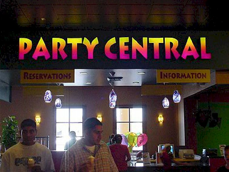 Custom Signs - Party Central